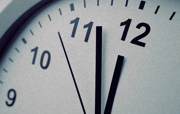 業務を止めずに進めるリスク最小化移行プラン